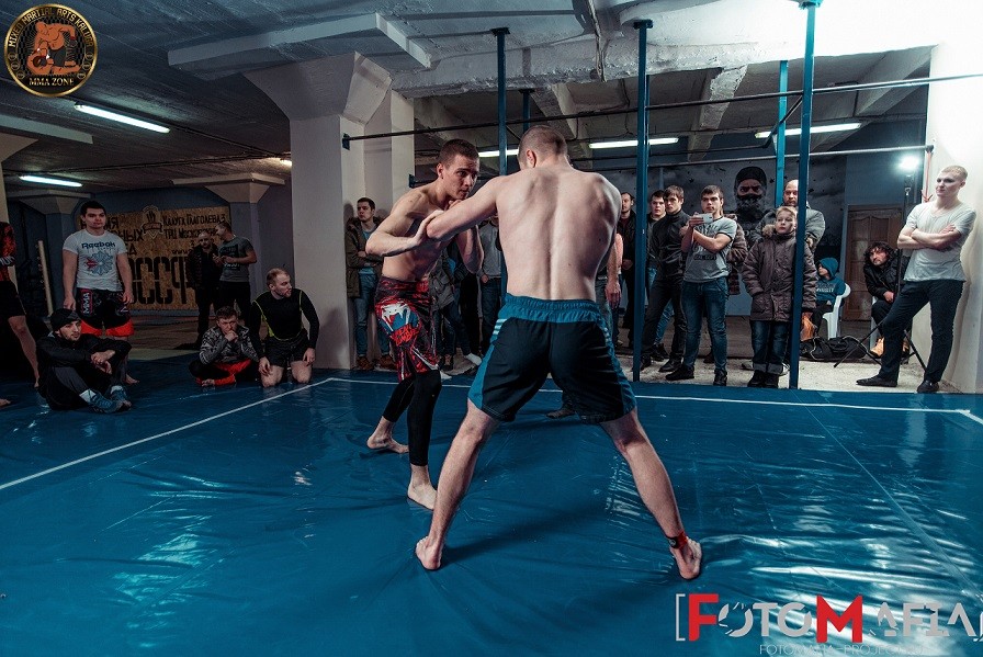 Бой клуб. MMA Zone Калуга. ММА Калуга. Бойцы ММА Калуга. Клуб ММА.